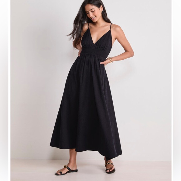 Vineyard Vines Seersucker Black Maxi Dress - Picture 3 of 16